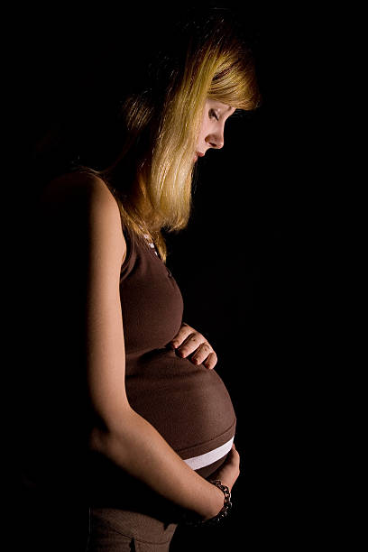 loira mulher grávida - model3 - fotografias e filmes do acervo