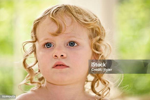 Foto de Blonde De Bíceps e mais fotos de stock de 2-3 Anos - 2-3 Anos, Anelzinho, Beleza