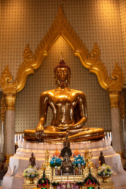 istock Golden Buddha in Wat Traimit Bangkok Thailand 1159959861