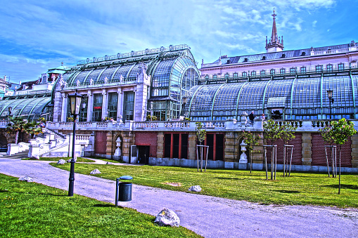 05/12/2017 - Vienna, Austria
The Palmenhaus (Palm House) is a historical building in central Vienna, used as a greenhouse with a variety of tropical plants and palm trees, as well as butterflies. A bar, cafe and restaurant with outside terrace are also located in the premises.
The current building was created by architect Friedrich Ohman from 1901 to 1906, as a replacement for the original greenhouse built earlier in 1822. The building was later refurbished from 1988 to 1998.