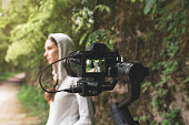 professionelles-fotoshooting-im-freien-in-der-natur.jpg?b=1&s=170x170&k=20&c=IIZH71K8fgYaKuxx2LKQbQ4AQAmQrUB6kjJisPEhMU0=