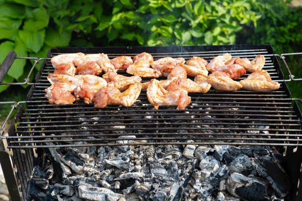 Grilling chicken wings - Barbecue
