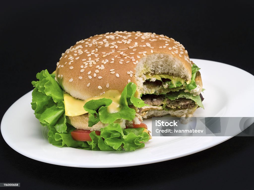 Hamburger di manzo - Foto stock royalty-free di Alimentazione sana