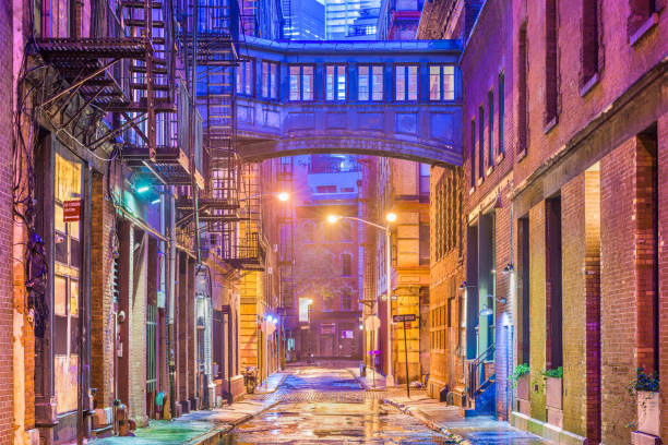 new york city alleyway - elevated walkway stock-fotos und bilder