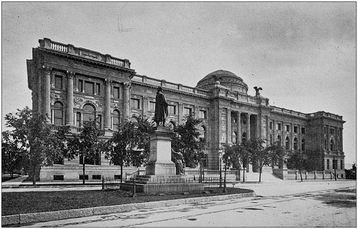 Antique black and white photo of Milwaukee, Wisconsin: Public Library