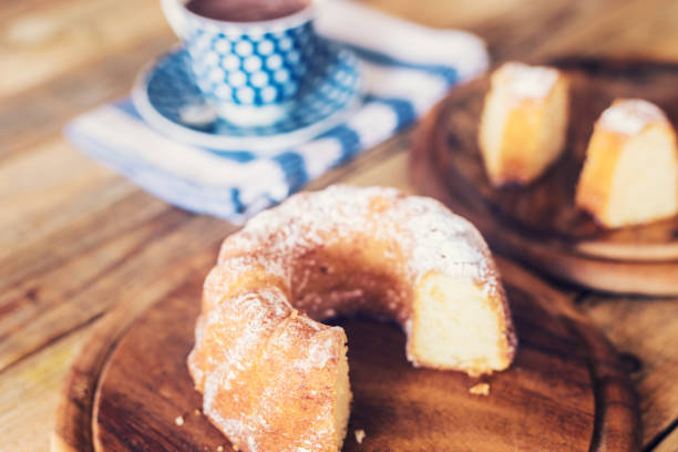 istock Kugelhupf cake with hot chocolate, close up 1160073033
