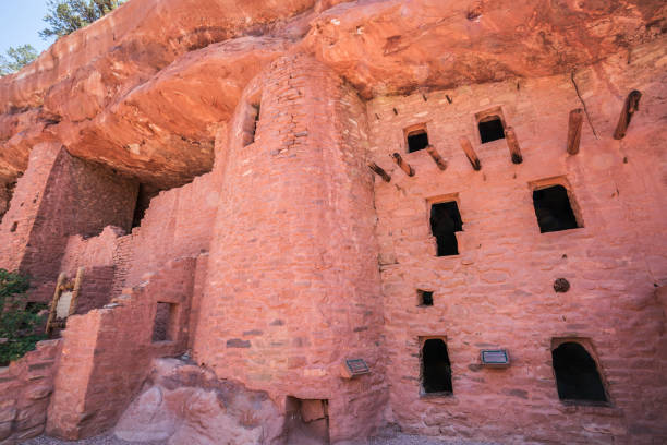 Manitou cliff dwelling Exterior of Manitou Cliff Dwelling, Manitou Springs, Colorado, USA cliff dwelling stock pictures, royalty-free photos & images