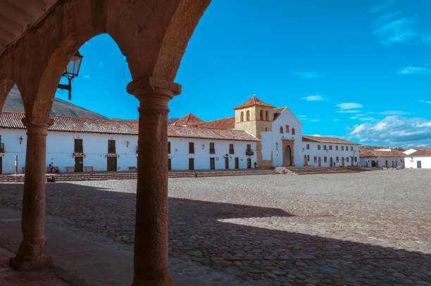 istock Arches in the main square of Villa de Leyva 1160096850