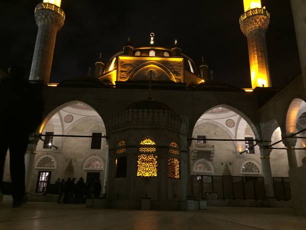 istock night mosque lights in İstanbul 1160103843