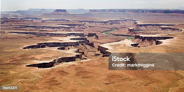 De Canyonlands Foto de stock y más banco de imágenes de Acantilado - Acantilado, Aire libre, Carretera vacía