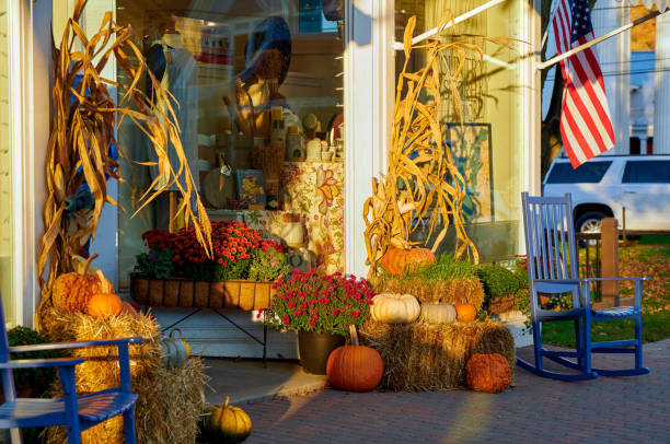 street in stowe town at autumn in vermont - town rural scene road new england imagens e fotografias de stock