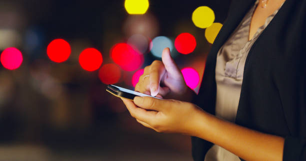 istock The connected always know what's happening 1160199077