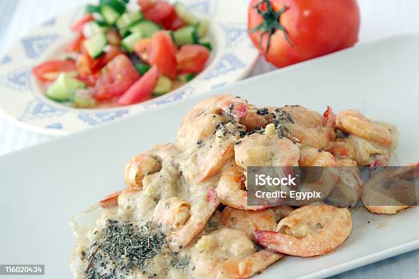 Camarones Plato Con Salsa De Foto de stock y más banco de imágenes de Alimento - Alimento, Alimentos cocinados, Animal