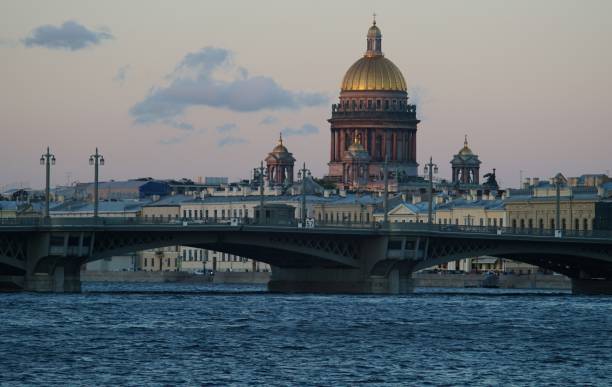 istock Annunciation bridge and St. Isaac's Cathedral in the evening 1160209197
