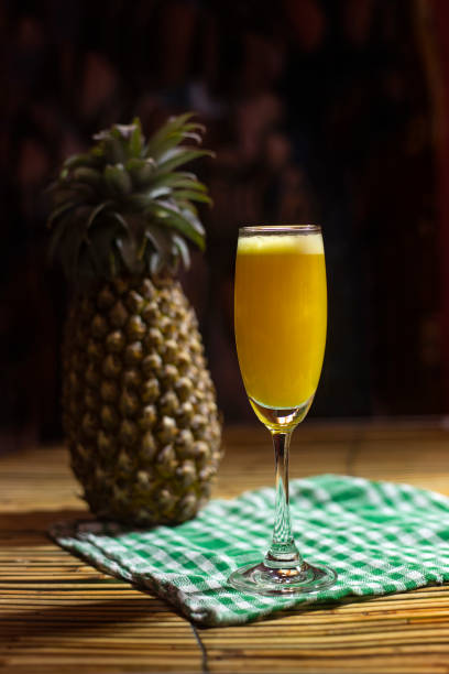 Jugo De Piña - Banco de fotos e imágenes de stock - iStock Jugo De Piña - Banco de fotos e imágenes de stock - iStock