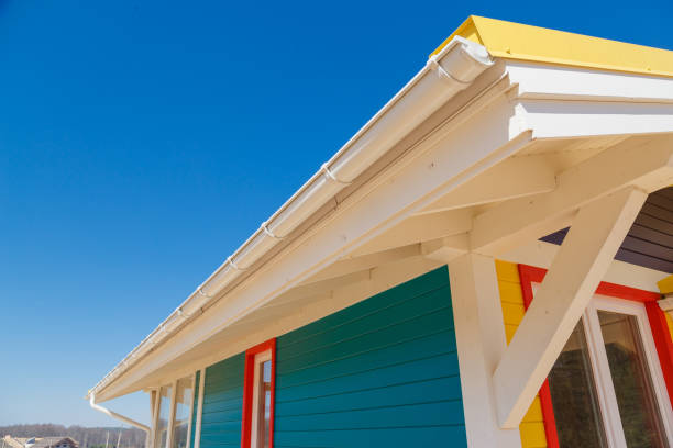 istock House with Aluminum Rain Gutters 1160245901