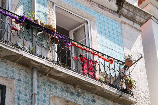 istock Alfama Lisbon-Portugal 1160343294