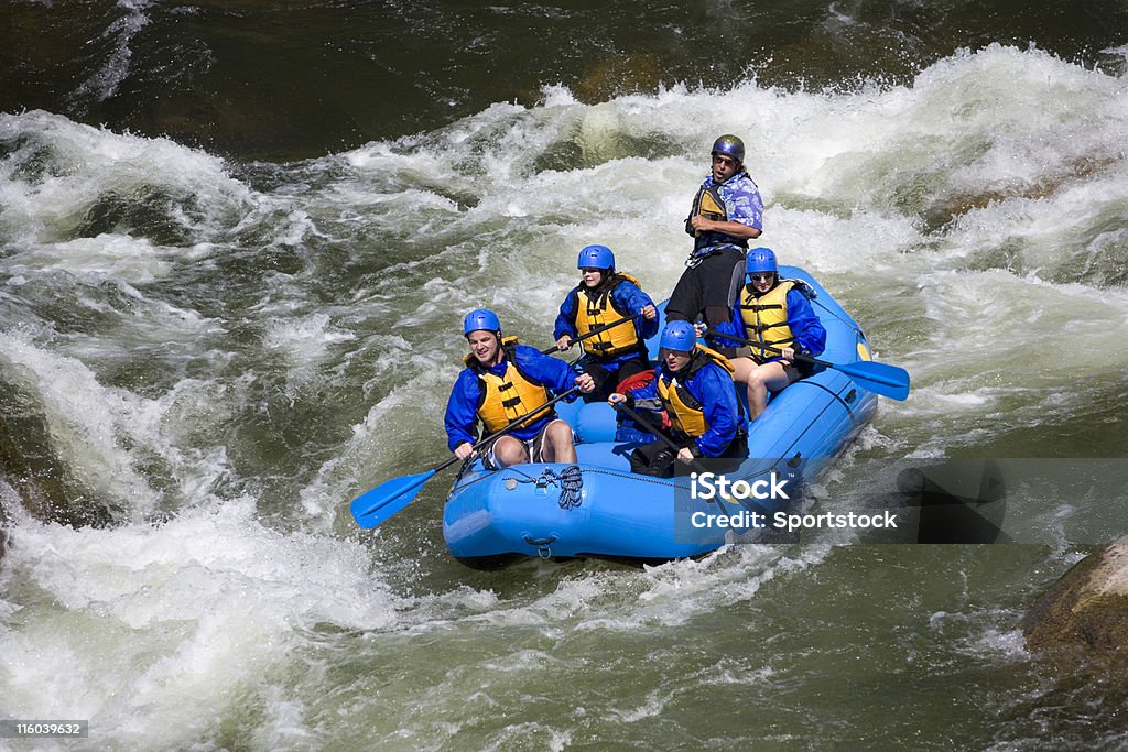 Rafting sulle rapide in Colorado - Foto stock royalty-free di Rafting