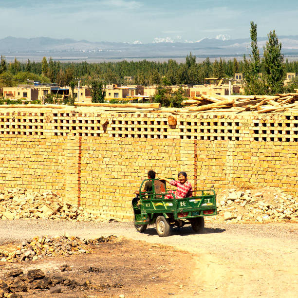 agricultores turpan - turpan - fotografias e filmes do acervo