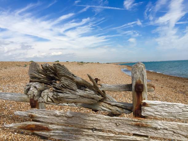 playa de winchelsea, hastings - winchelsea fotografías e imágenes de stock