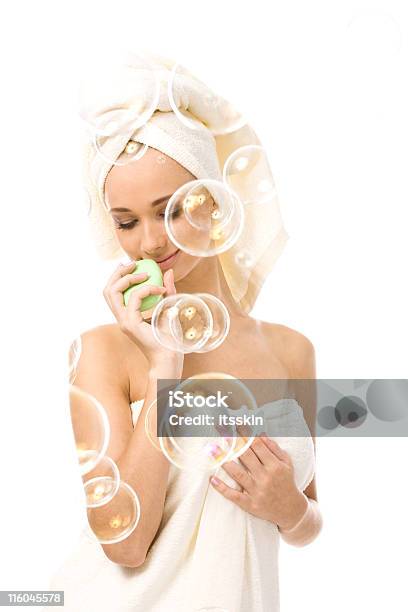 Po Kąpieli - zdjęcia stockowe i więcej obrazów Biały - Biały, Latać, Ręcznik - Wytworzony przedmiot