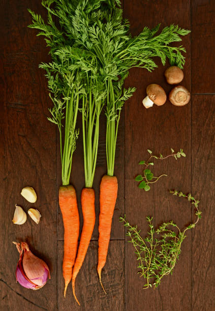 Raw carrots with herbs