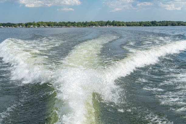 istock Water Wake of Sailing Ship on Lake Simcoe,(Texture, splashes and waves) 1160491483