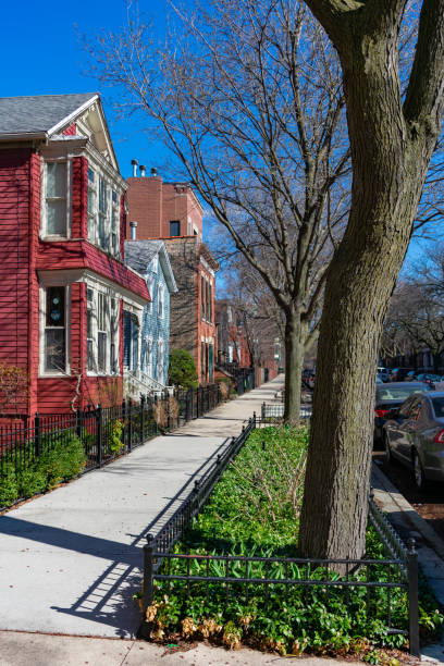 istock Sidewalk with Trees and Homes in Lincoln Park Chicago 1160493134