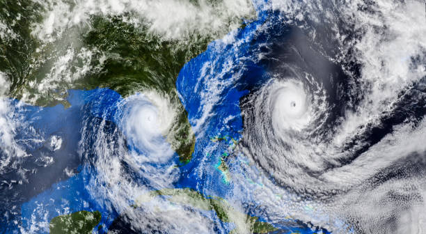 huracán acercándose a la costa de ee.uu. los elementos de esta imagen son amueblados por nasa.3d illustrat - hurricane fotografías e imágenes de stock