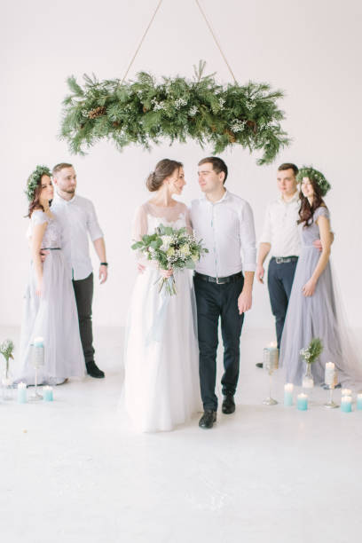 Alquiler Vestidos De Novia - Banco de fotos e imágenes de stock - iStock Alquiler Vestidos De Novia - Banco de fotos e imágenes de stock - iStock