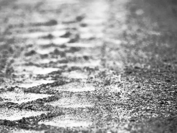 Dirtroad and rain make beautiful tracks