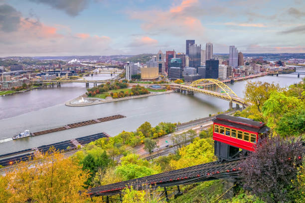 istock Downtown skyline and vintage incline in Pittsburgh 1160660769