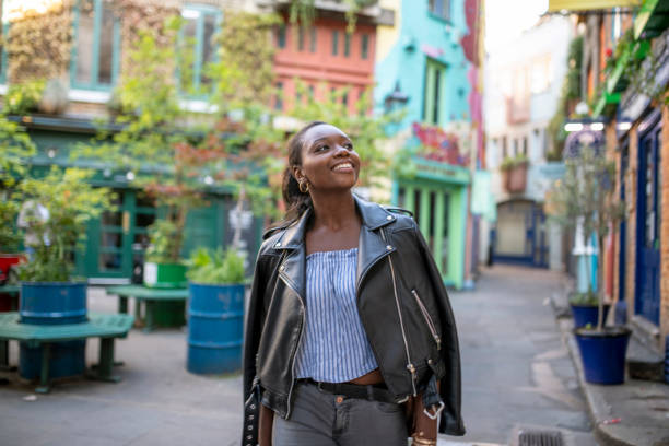 istock Adult African tourist exploring London's sights 1160692012