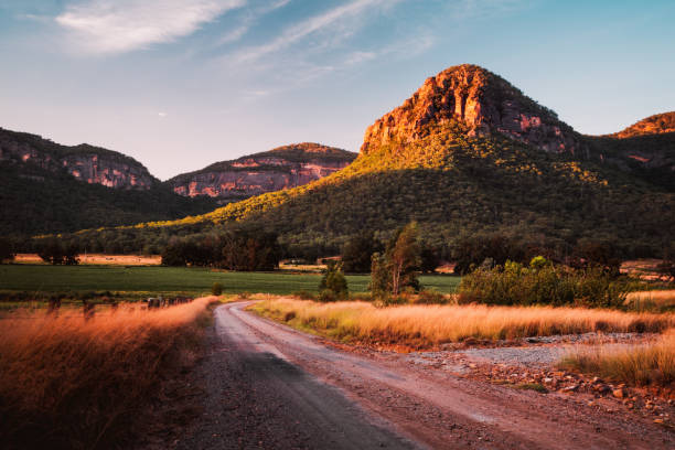 The road to Wilpena Pound, a natural amphitheatre of mountains located in the heart of the Ikara-Flinders Ranges National Park. The Flinders Ranges are the largest mountain ranges in South Australia.
