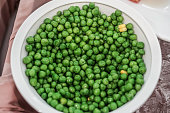 boiled green peas