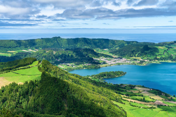 istock Sete Cidades lake in The Azores 1160783449