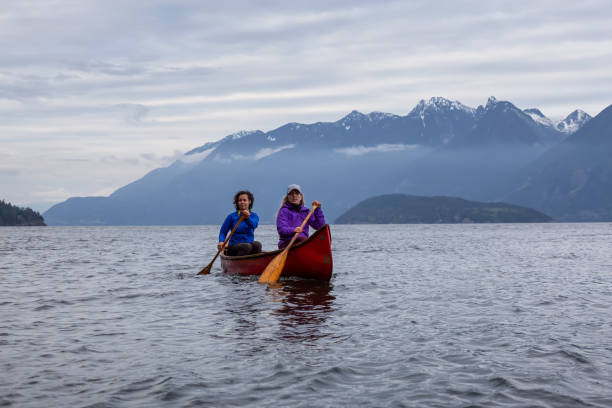 istock Canoeing in Howe Sound 1160802524