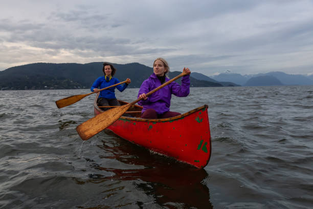 istock Canoeing in Howe Sound 1160802715