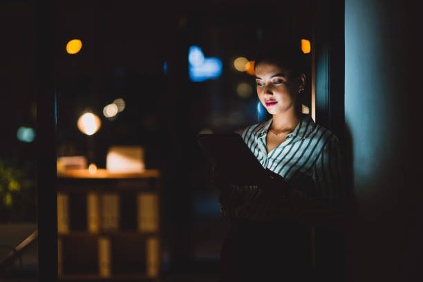 istock Engaging with the global world online 1160920382