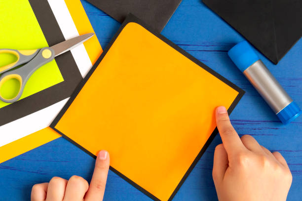 istock How to make original envelopes for Halloween greetings. Step 10 1161051766