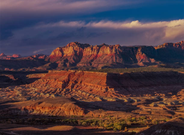 MOUNT KINESAVA ZION NATIONAL PARK UTAH
