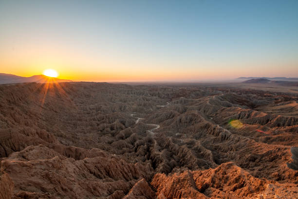 Font's Point Sunrise at Font's Point in Anza Borrego fonts point photos stock pictures, royalty-free photos & images