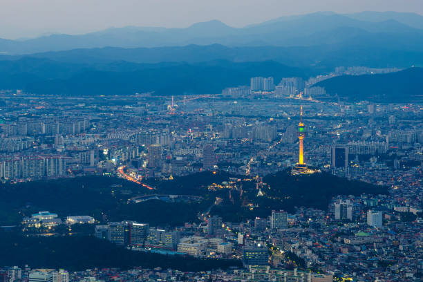 parque aspan de daegu - corea del estilo de la calle fotografías e imágenes de stock