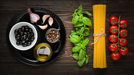 Italian cooking. Pasta bolognese. Recipe.