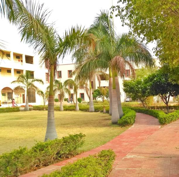 istock College garden 1161216960