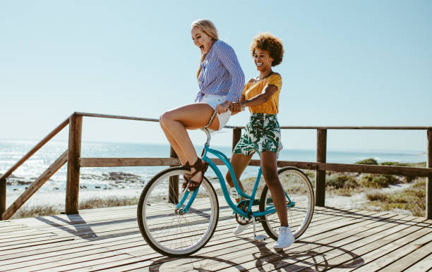 istock Friends going on a bike ride 1161220718