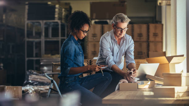 istock Business partners preparing shipment to deliver to customer 1161220795