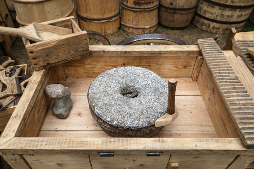 The milling is done with help of two rocks – grain is ground between them.