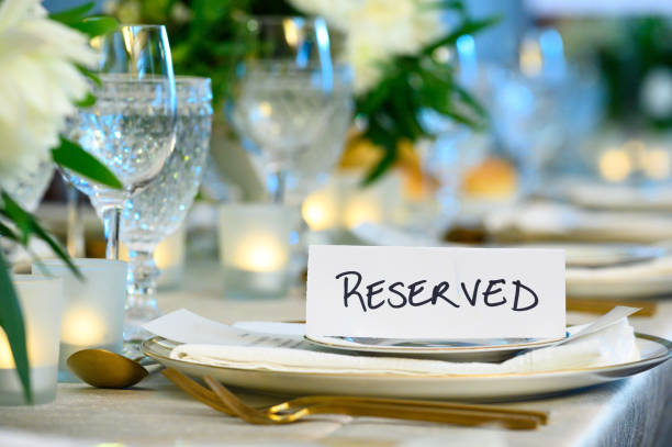 ustawienie miejsca w recepcji - place setting wedding table decoration zdjęcia i obrazy z banku zdjęć