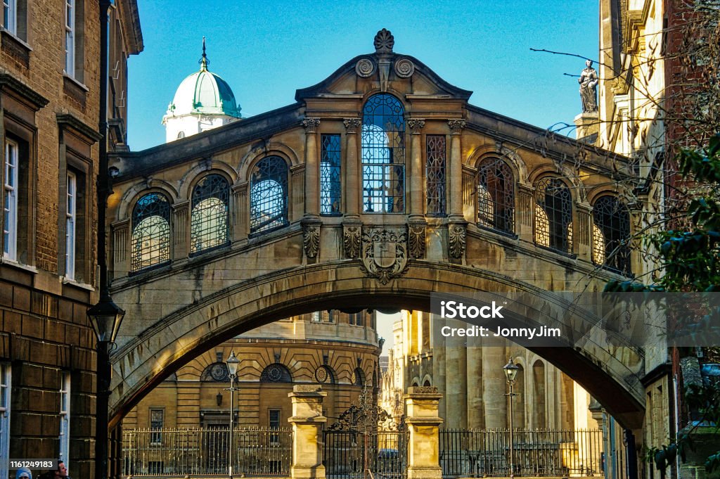 Oxford, England, The Bridge of Sighs,  New College Lane In Oxford University Hertford college has a replica of the bridge of sighs in Venice linking the old and new buildings. It is properly called Hertford Bridge. Oxford - England Stock Photo
